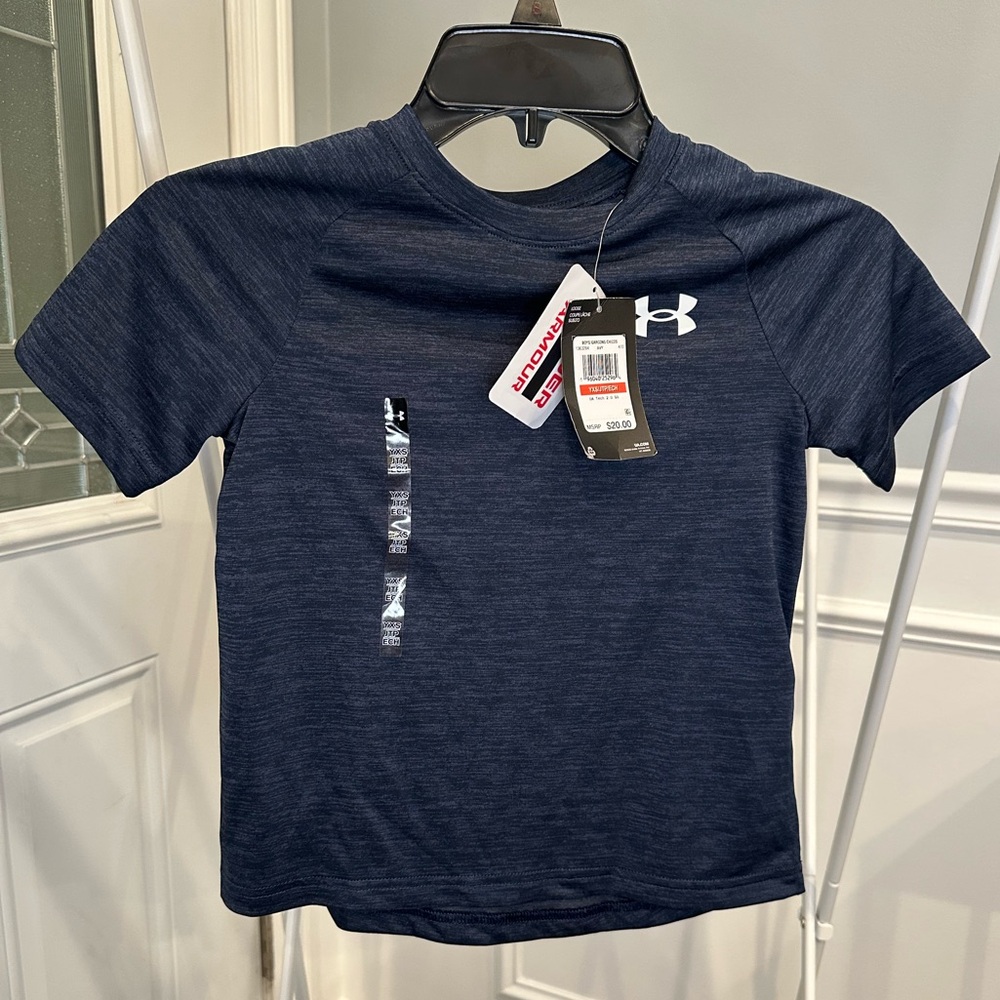 NWT Boys XS Under Armour Shirt